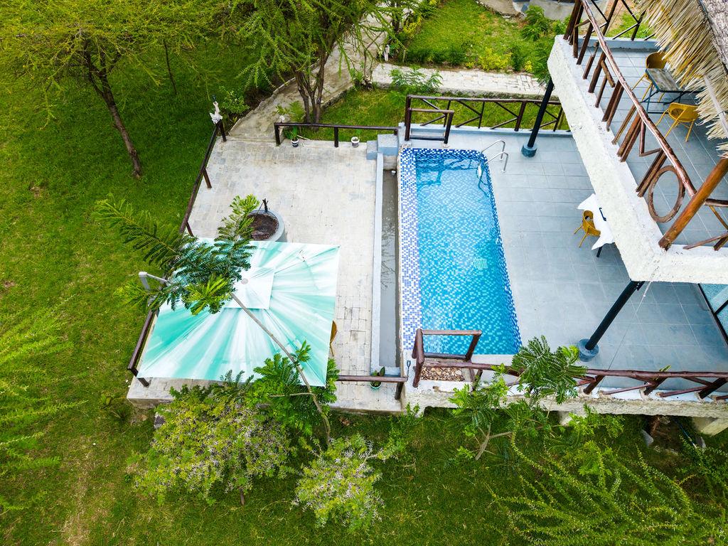 DJI_20250406122000_0348_D-HDR